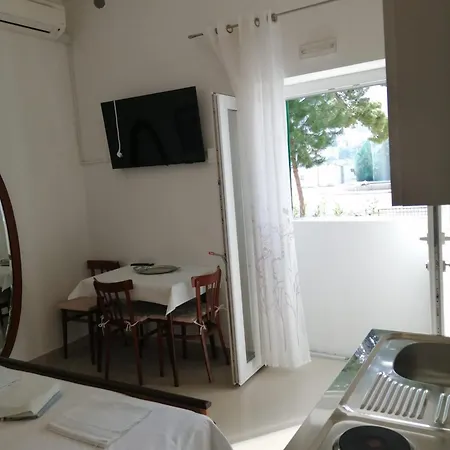 Omis Apartment On The Beach Exterior foto