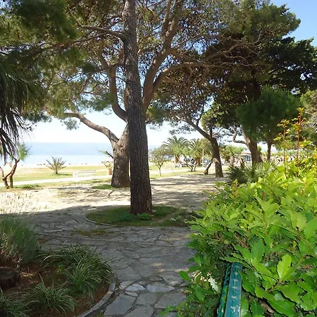 Omis Apartment On The Beach Exterior foto