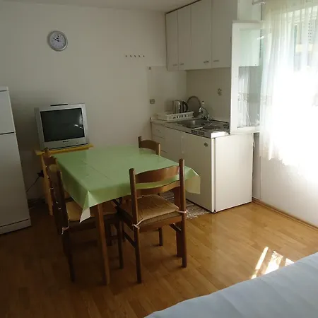 Omis Apartment On The Beach Exterior foto